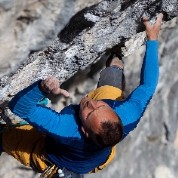 Raphaël Kergen klimt 8b+/ c in Saint Léger